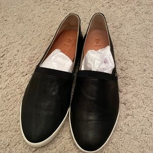 Frye slip on